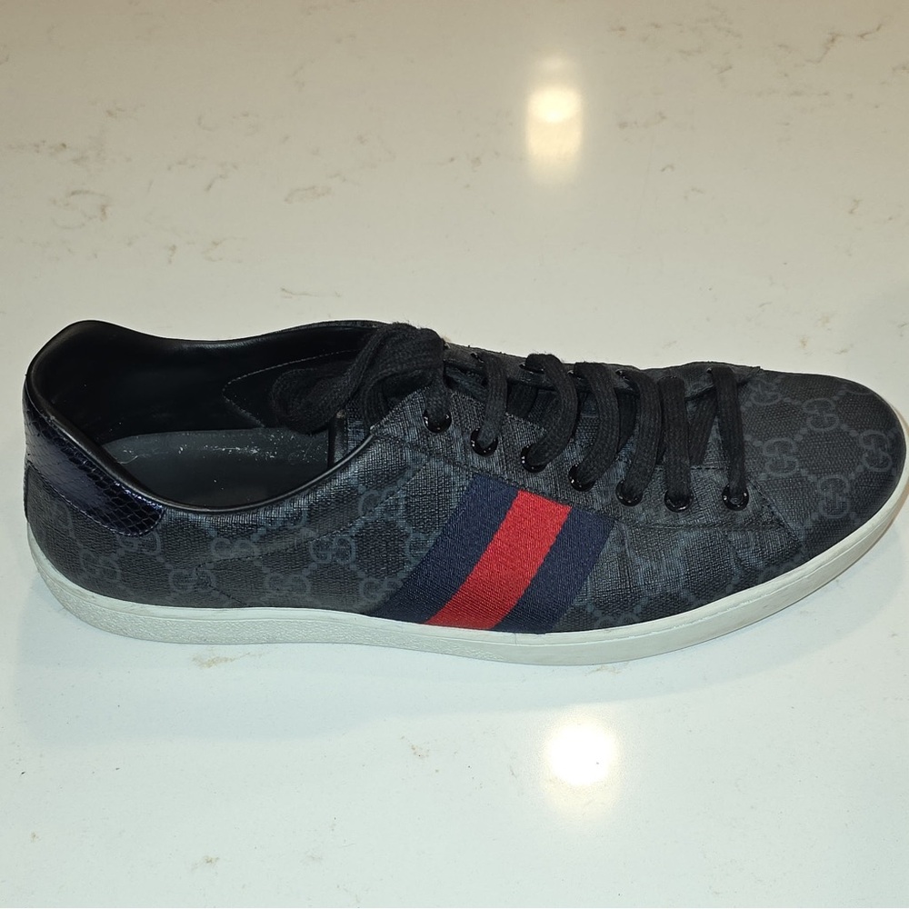 Gucci Men's Black Sneakers with Red and Navy Accents - Picture 4 of 4